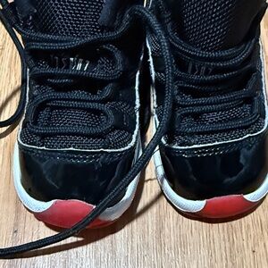 Jordan Kids Black and Red Sneakers
